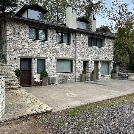 River Country Kalavryta Exterior photo